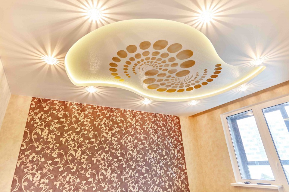Заказать резные потолки apply в г. Кировград